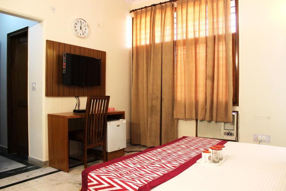 Oyo 309 The Royal Residency Hotel Gurgaon