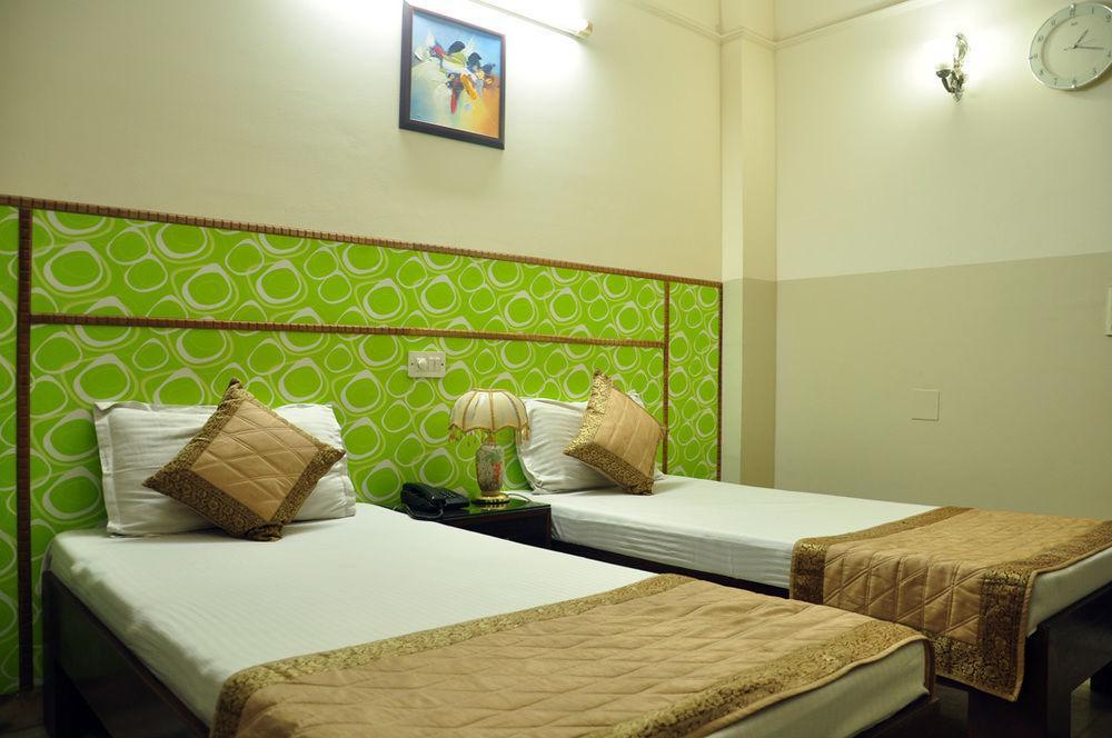 Oyo 309 The Royal Residency Hotel 3*