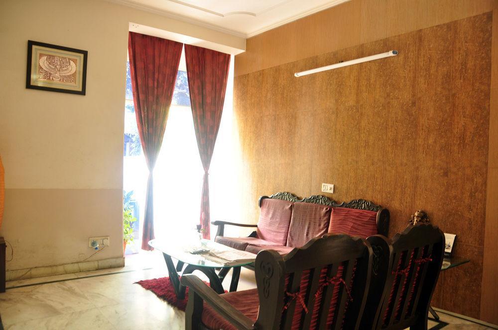 Oyo 309 The Royal Residency 3*