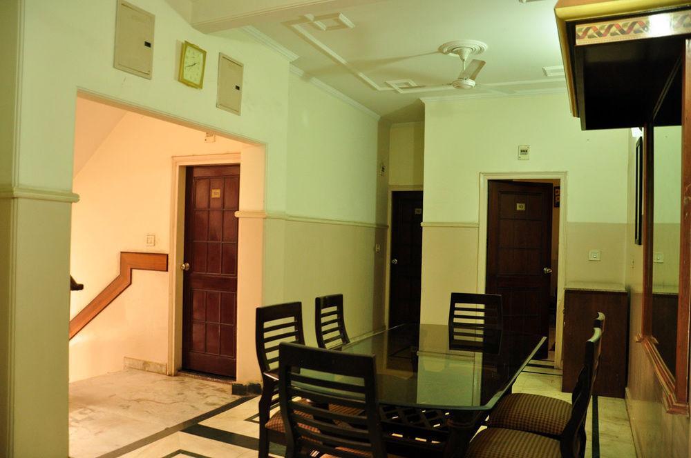 Oyo 309 The Royal Residency Hotel Gurgaon