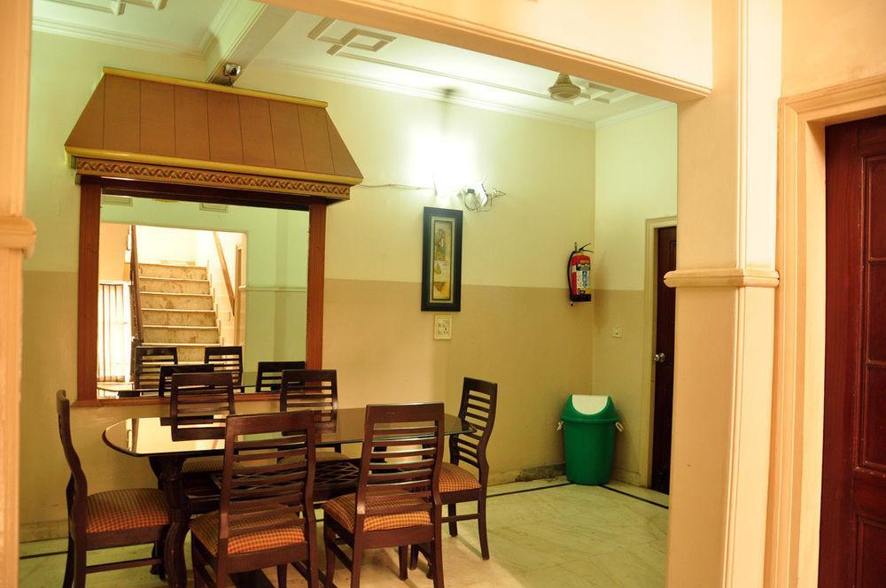Oyo 309 The Royal Residency 3* Gurgaon