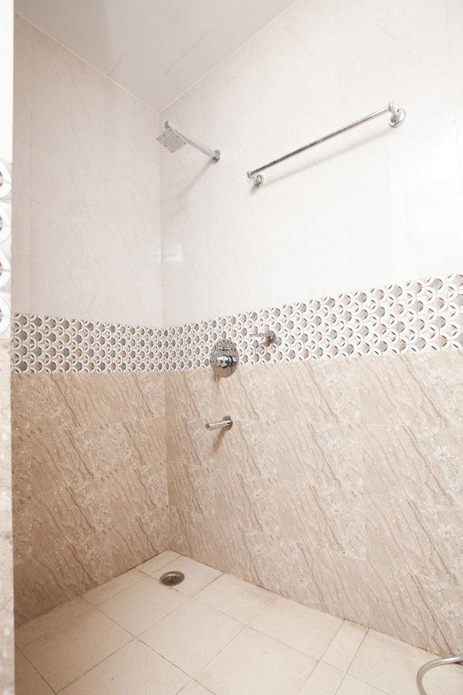 Oyo Rajiv Chowk Hotel 3*