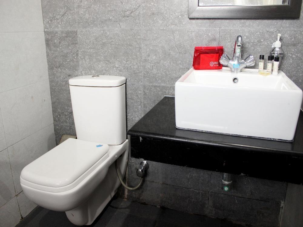 Oyo Imt Chowk Ii Hotel Gurgaon