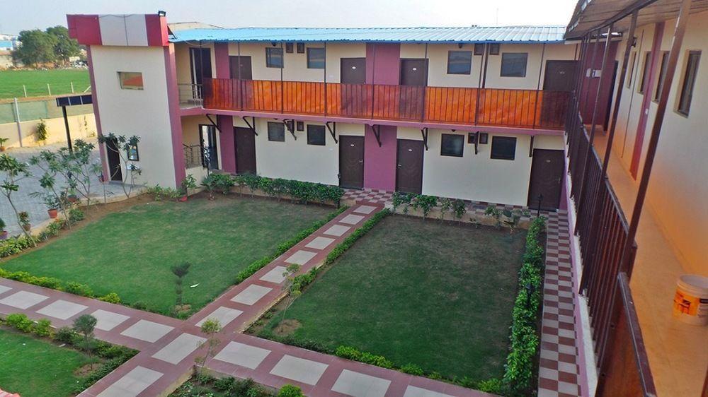 Oyo Imt Chowk Ii Hotel Gurgaon