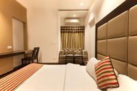 Oyo Cyber City Ii Hotel