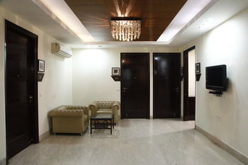Fabhotel Golf Course Road Hotel Gurgaon