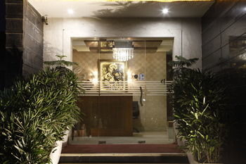 Fabhotel Golf Course Road Gurgaon