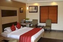 Hotel Pacific Huda Centre Sec 41