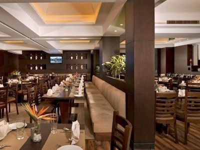 Country & By Radisson, Gurugram Sector 12 Hotel