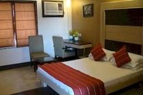 Hotel Pacific Huda Centre Sec 41 3*