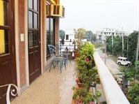 Oyo Premium Sushant Lok 2 3* Gurgaon