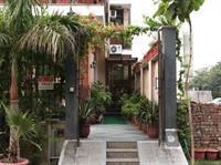 Oyo Premium Sushant Lok 2 Hotel Gurgaon