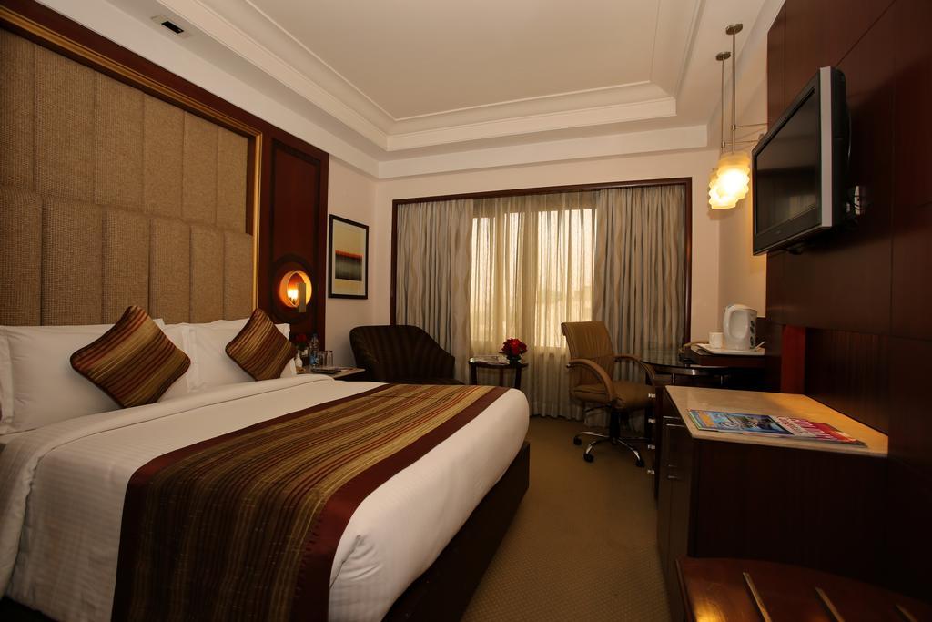 The Acura, Bmk Hotel Gurgaon