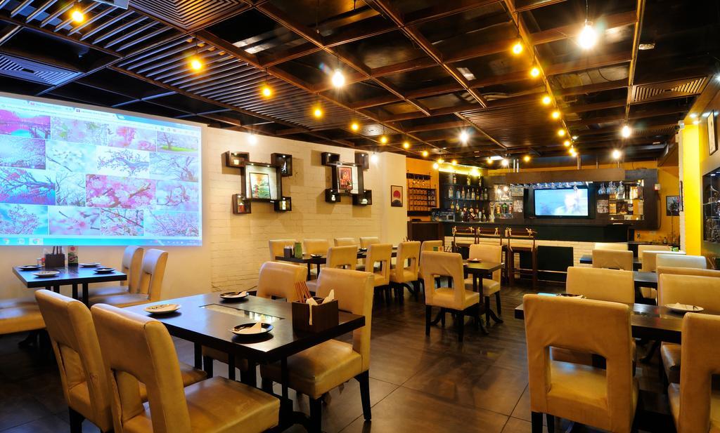 Crossroads Hotel Gurgaon