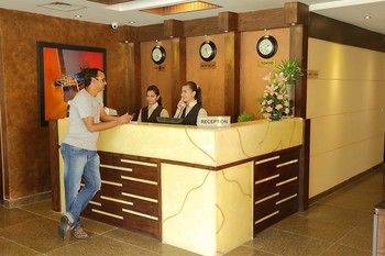 Crossroads Hotel 3*