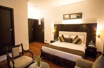 Crossroads 3* Gurgaon