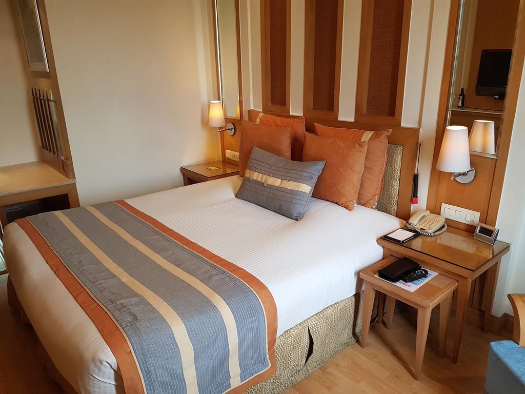 Dia Park Premier Hotel 4*