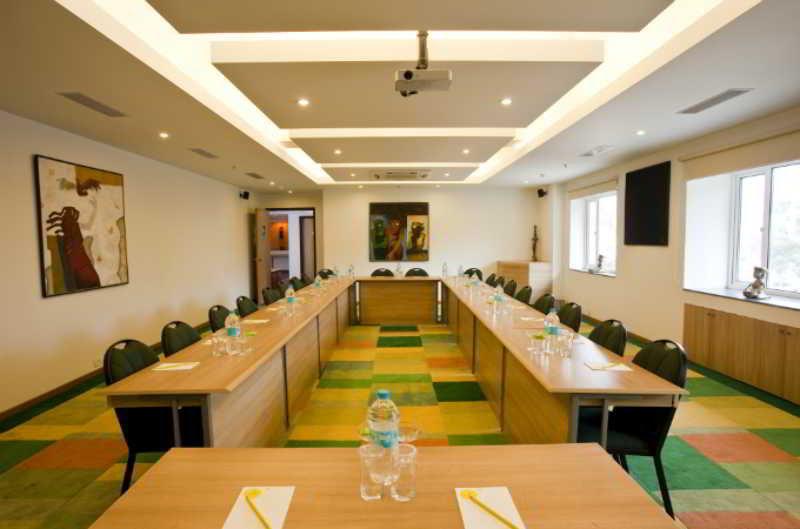 Lemon Tree Premier Center 4* Gurgaon