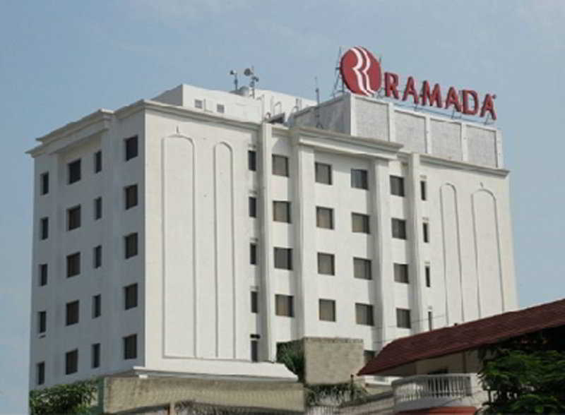 Hotel The Acura, Bmk