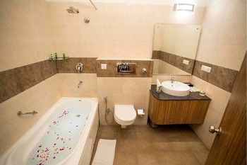 Crossroads Hotel Gurgaon