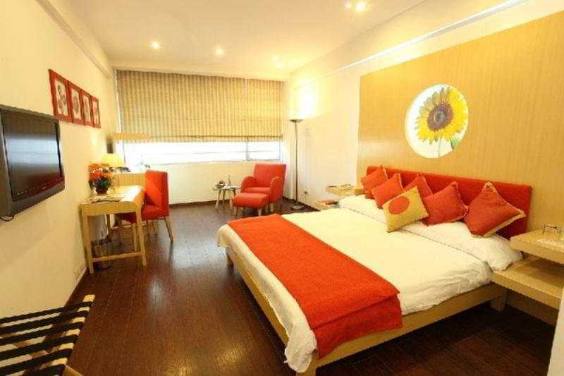 Hotel 32nd Milestone 4*