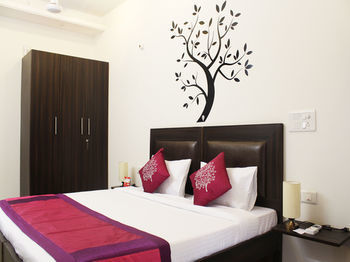 Hotel Oyo Sector 49 3*