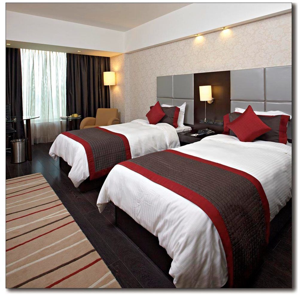 Radisson Sector 29 Gurugram 5*