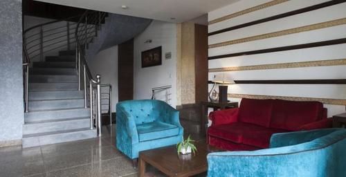 Hotel Crossroads