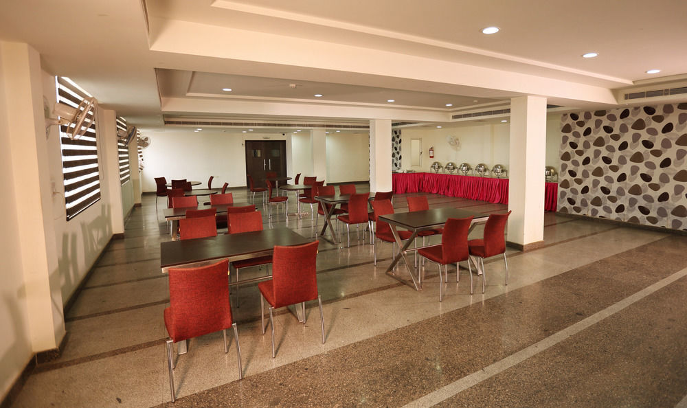 Hotel Prime Plaza