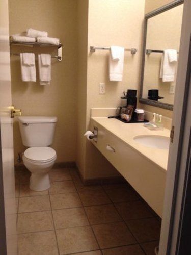 Country & By Radisson, Gurugram Sector 12 Hotel 4*