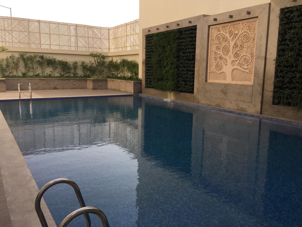 Lemon Tree Hotel, Sector 60, Gurugram