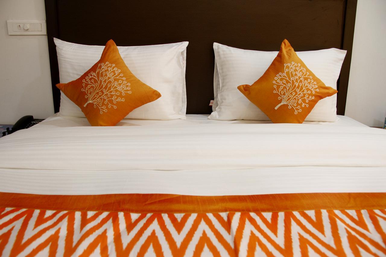 Guest house Hotel Mavens House Artemis Hospital Road Gurgaon