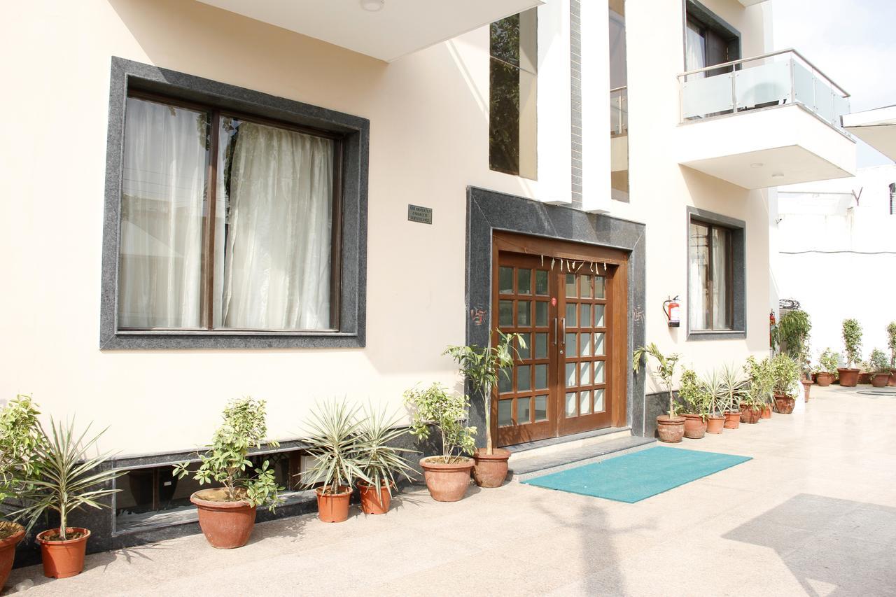 Hotel Mavens House Artemis Hospital Road Guest house