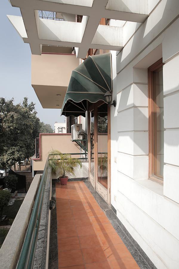 Ahuja Residency Cyber City I Guest house