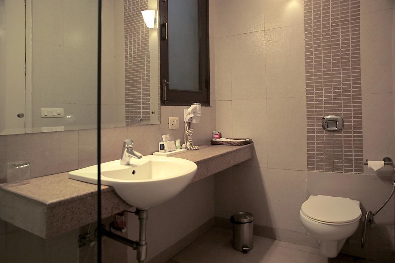 Ahuja Residency Cyber City I Guest house Gurgaon