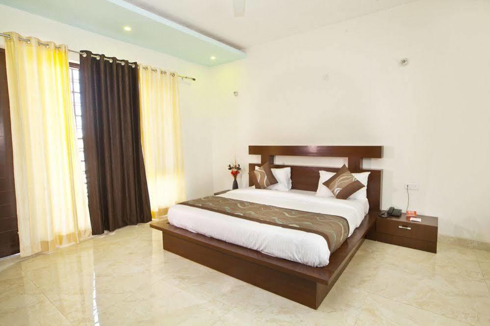 Oyo Huda Center Market Hotel