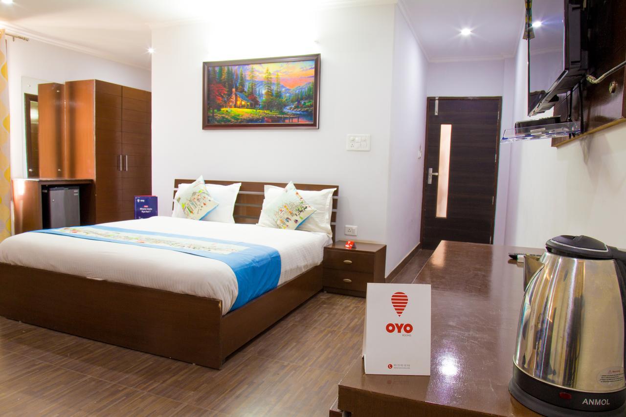 Oyo 8947 Vedanta Gurgaon
