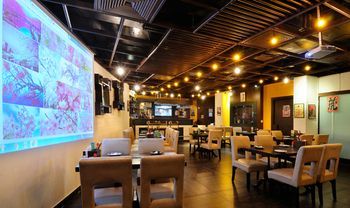 Crossroads Hotel 3*