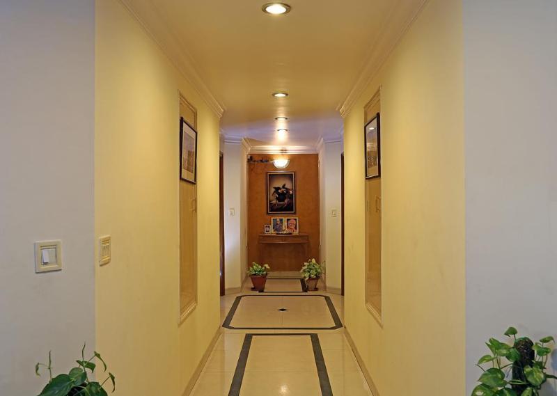 Hotel Fabhotel Cyber Gurgaon