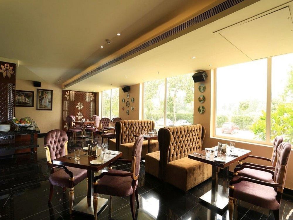 Hotel Atrio By Devam 4*