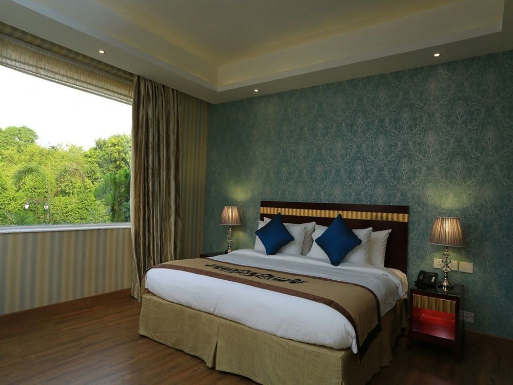 Hotel Atrio By Devam 4*