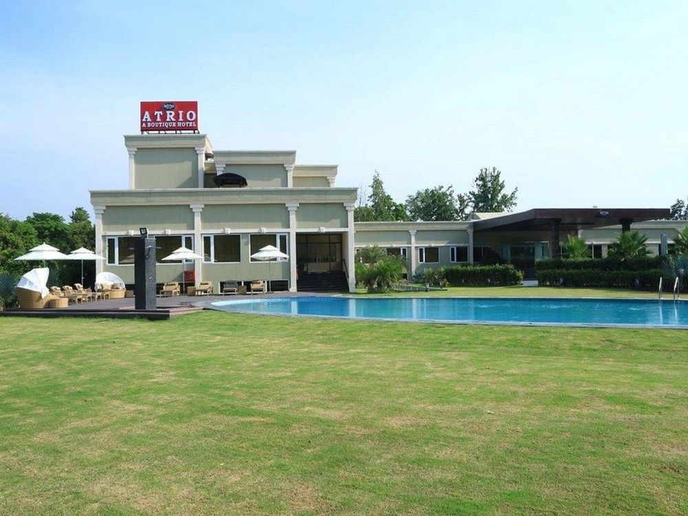 Hotel Atrio By Devam 4*