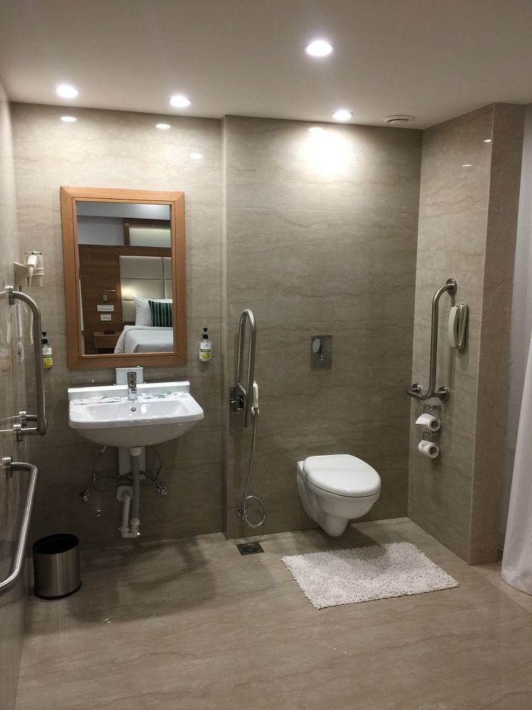 Hotel Lemon Tree Hotel, Sector 60, Gurugram 4*