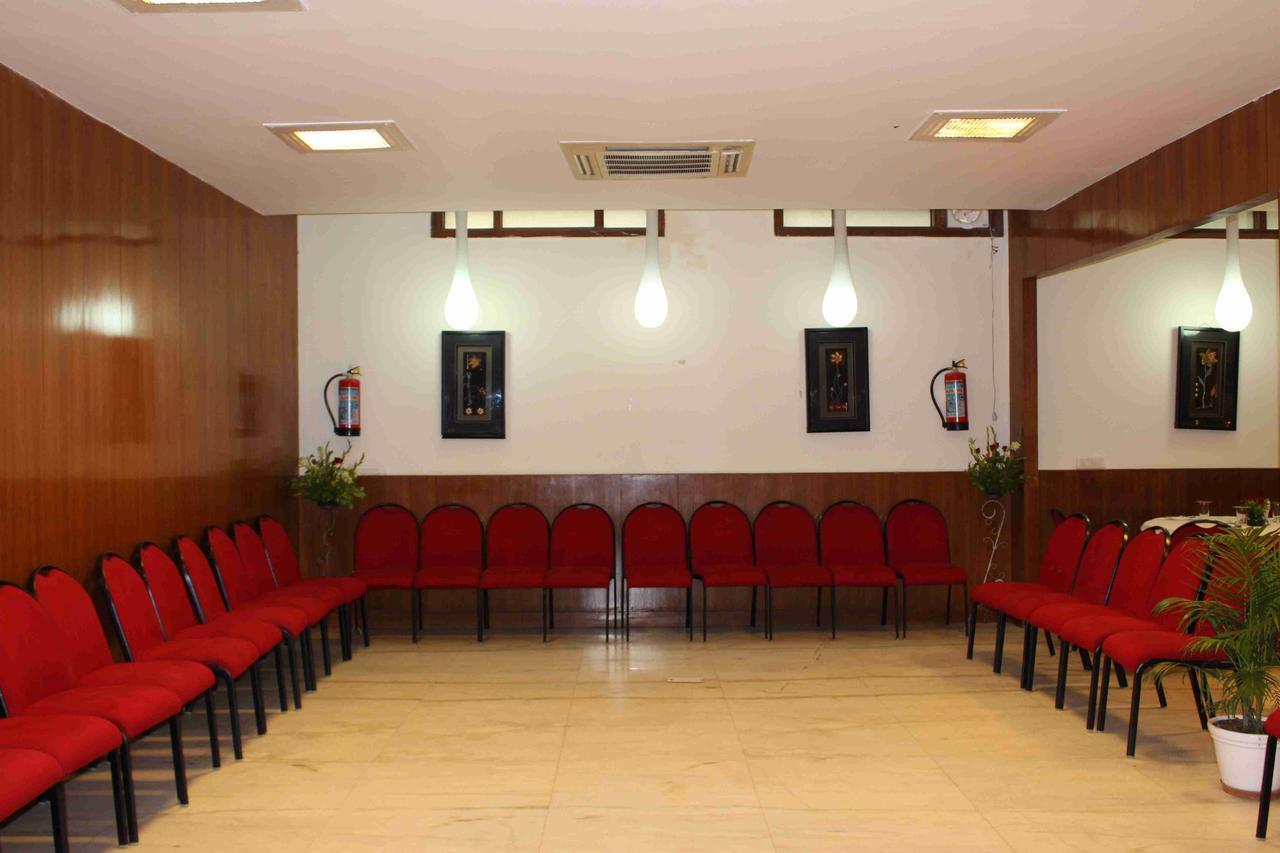 Hotel North East Residency 3*