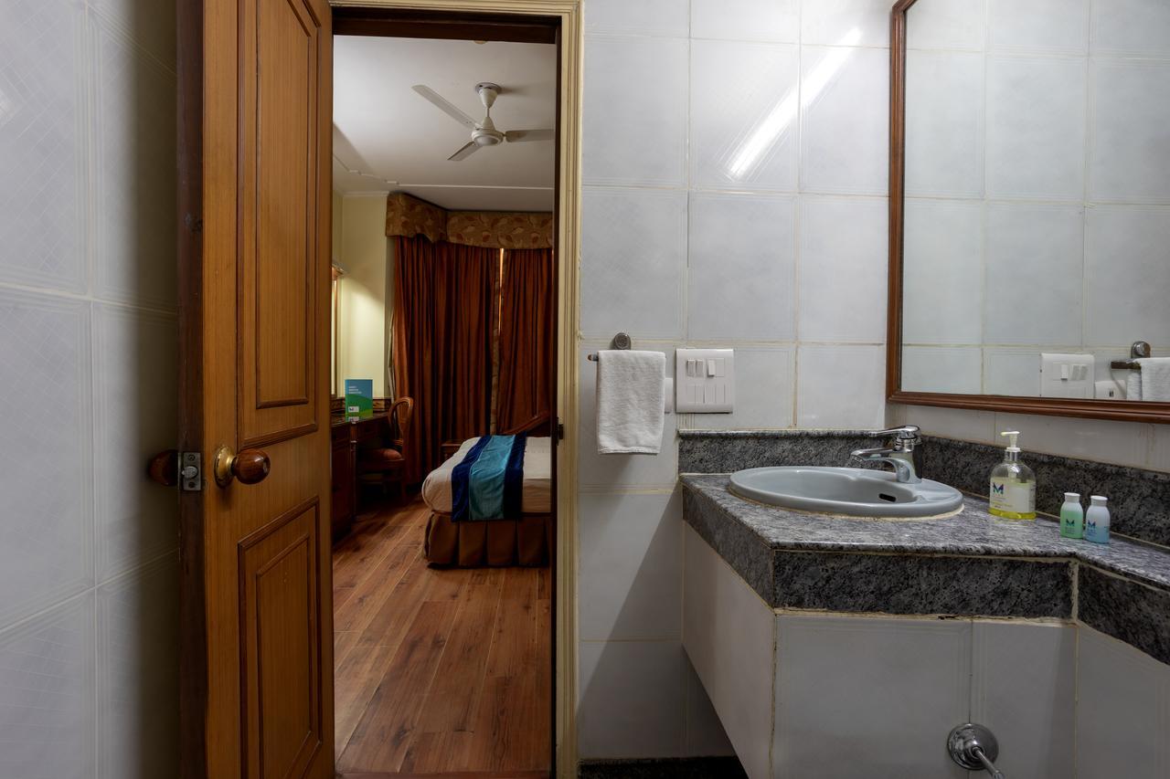 Mint Cyber Hotel Gurgaon