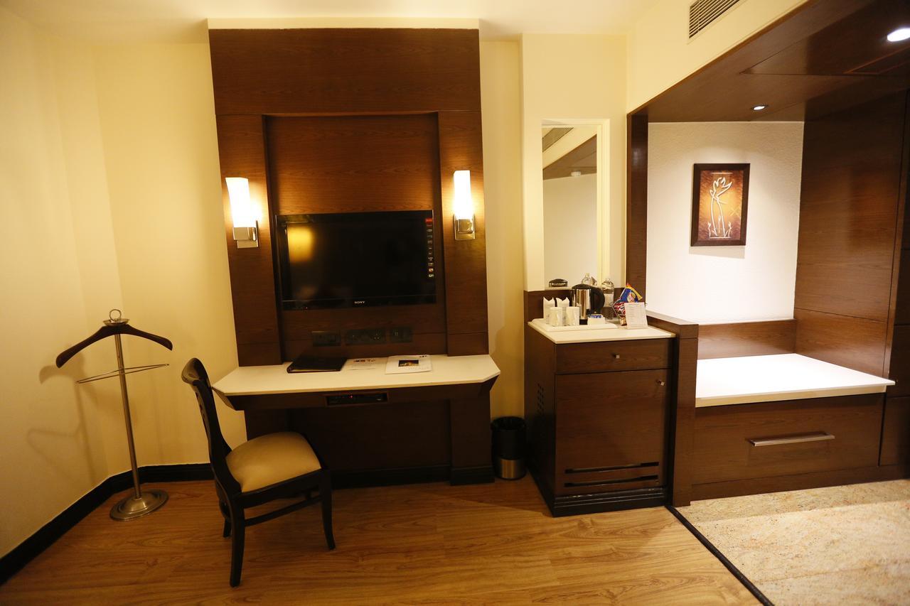 Park Airport Hotel 4*