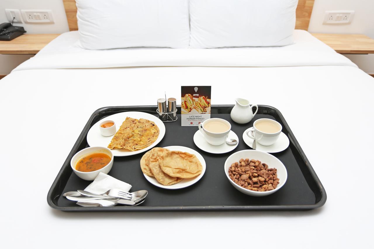 Oyo 2384 Epic 3* Gurgaon