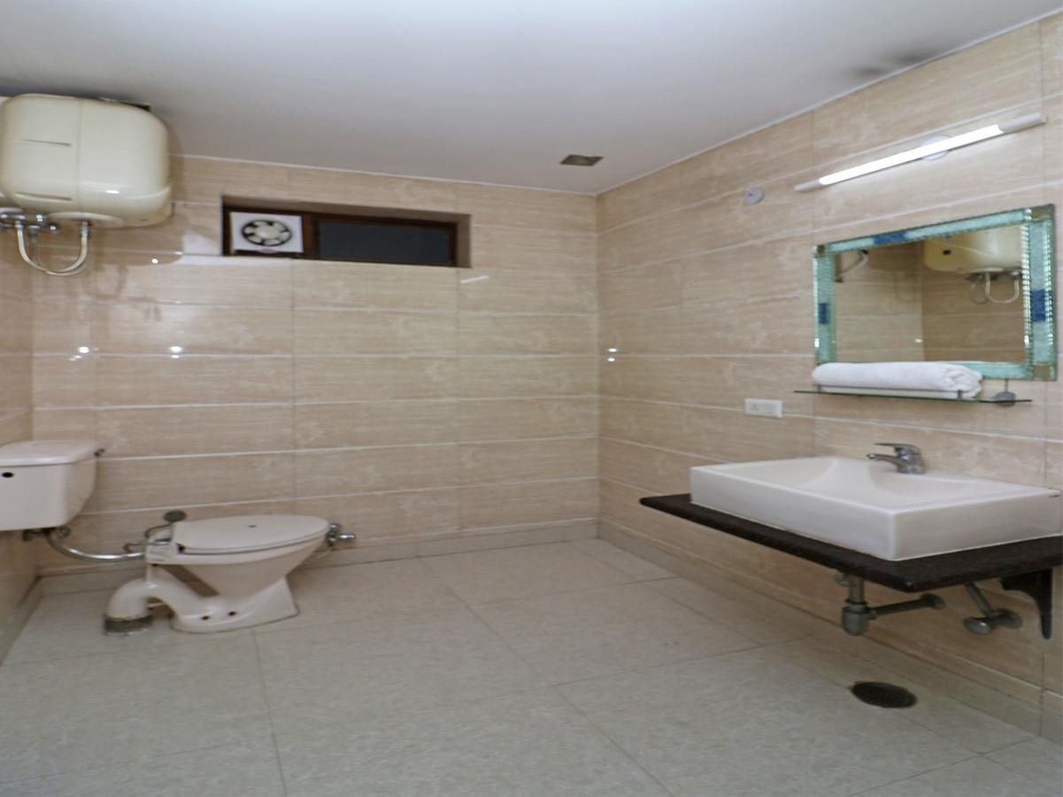 Oyo 12340 The Royal Park Plaza 3* Gurgaon