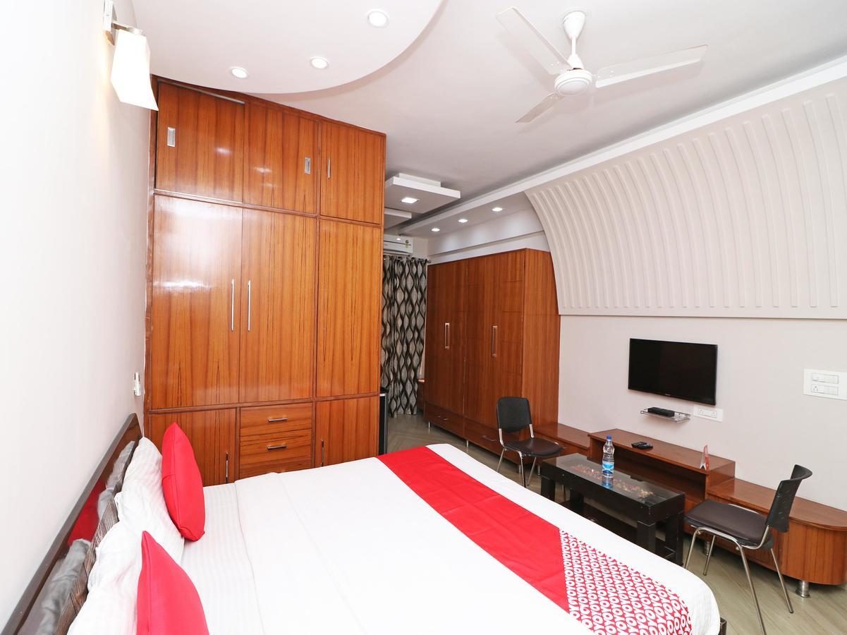 Guest house Oyo 13059 Ruby Residency Gurgaon