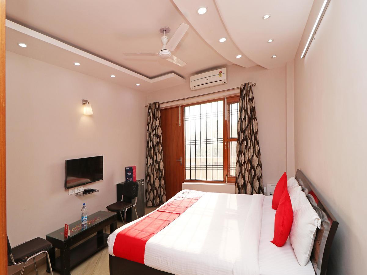 Oyo 13059 Ruby Residency